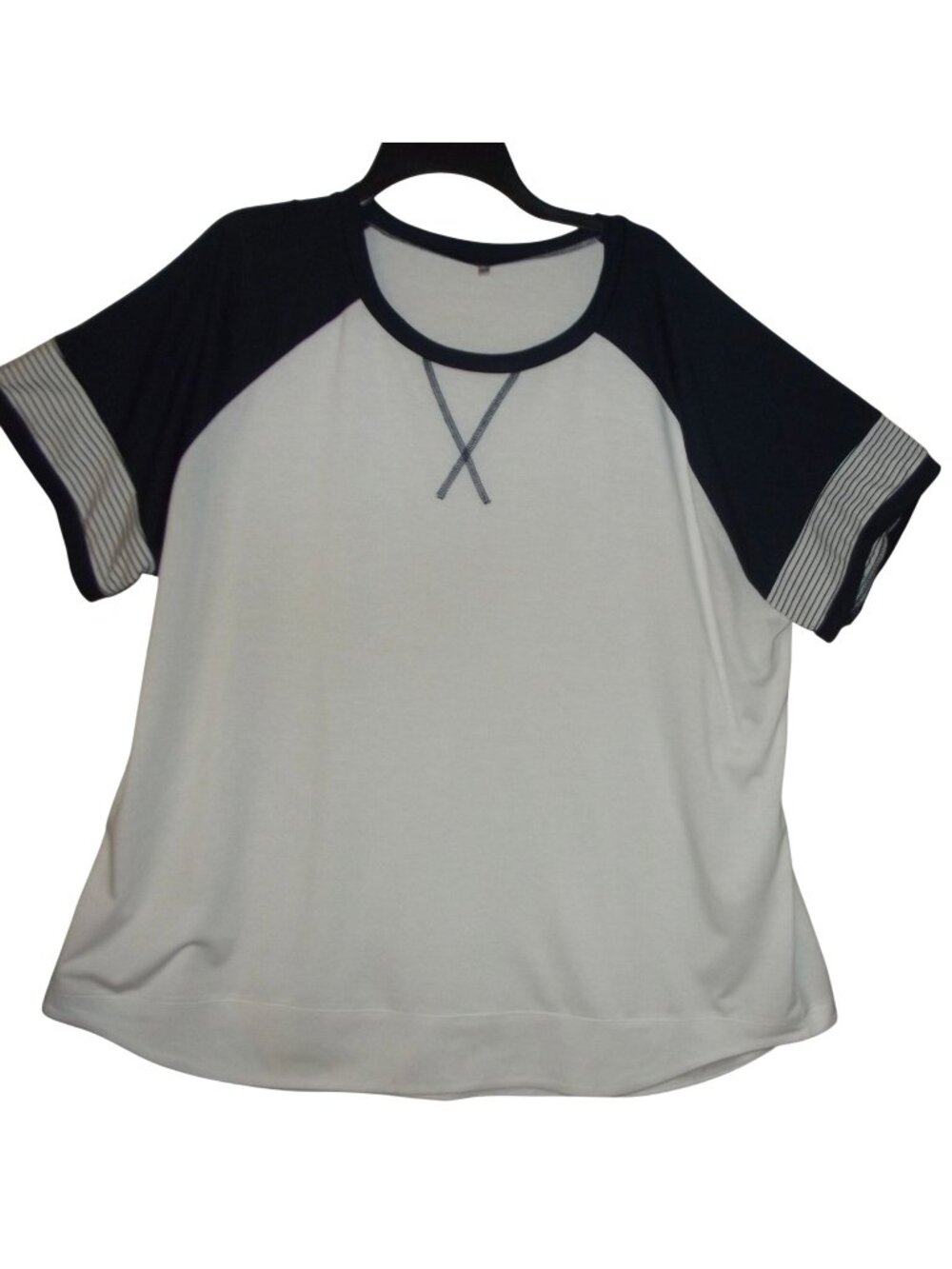 Baseball T-shirt Womens 24W white navy blue raglan short sleeve workout tunic